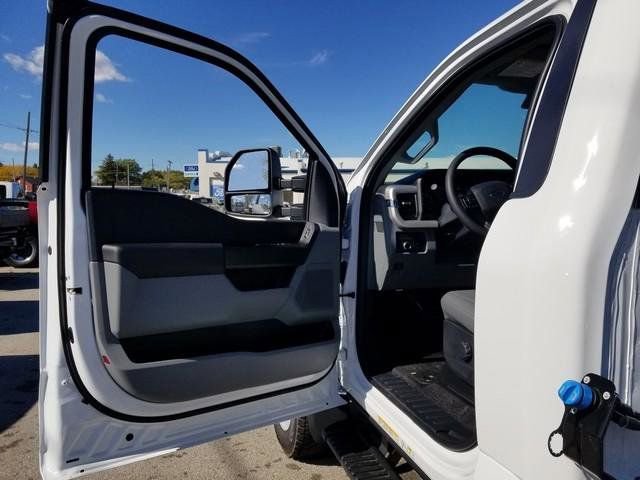 New 2026 Ford F550 2WD Regular Cab Super Duty image 17