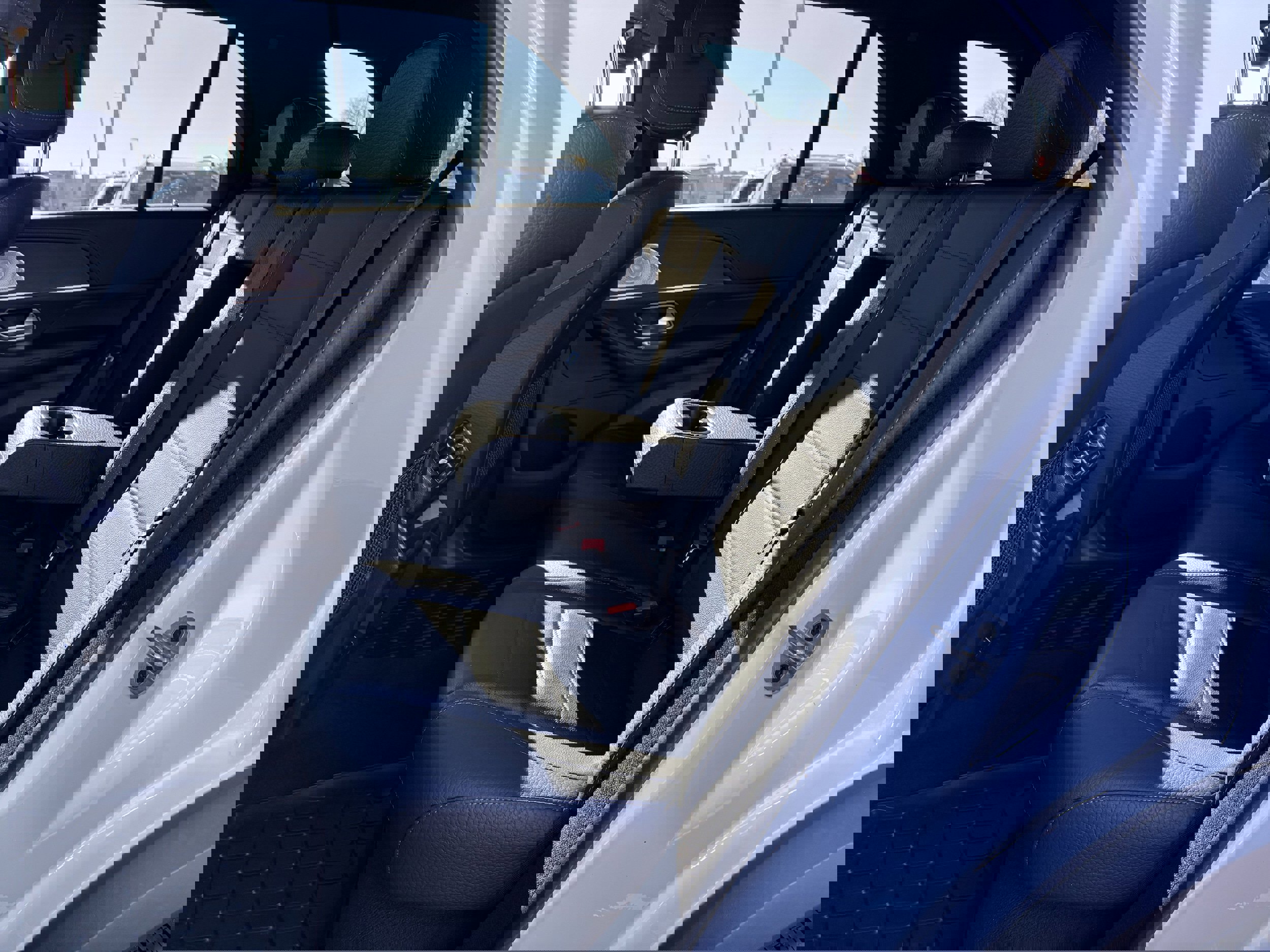 Used 2024 Mercedes-Benz GLE 350 4MATIC image 42