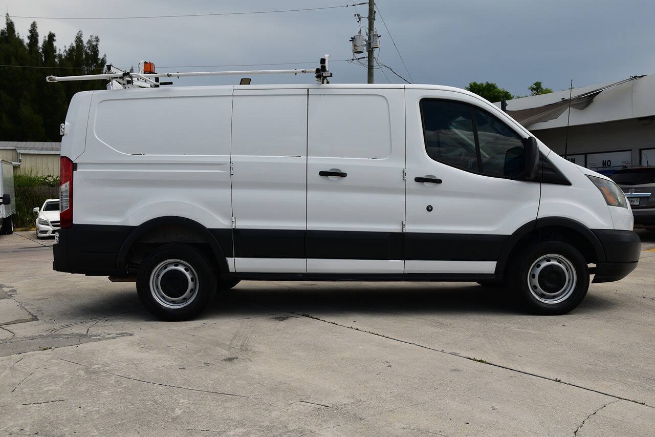 Used 2015 Ford Transit 250 130 Low Roof RWD image 8