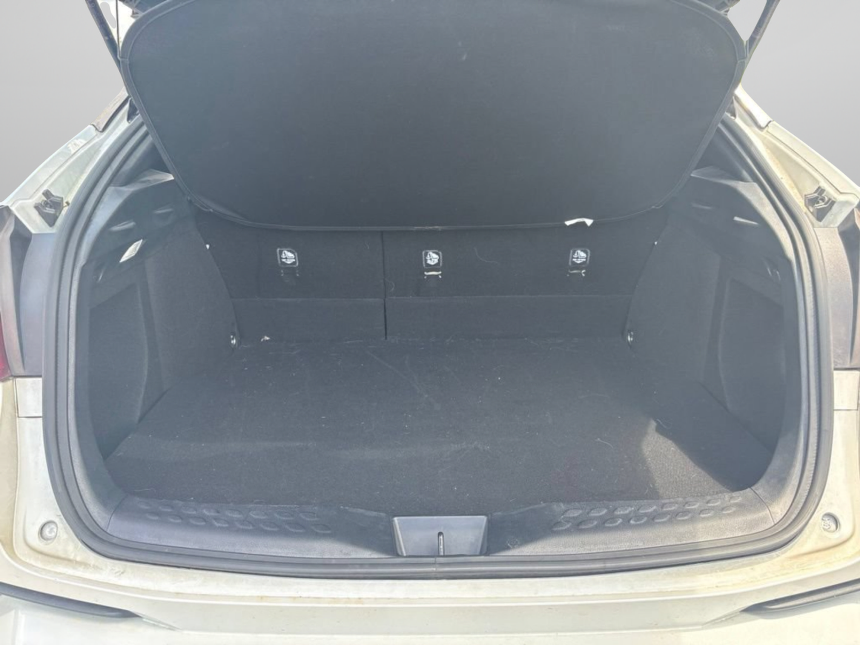 Used 2022 Toyota C-HR Limited FWD image 21