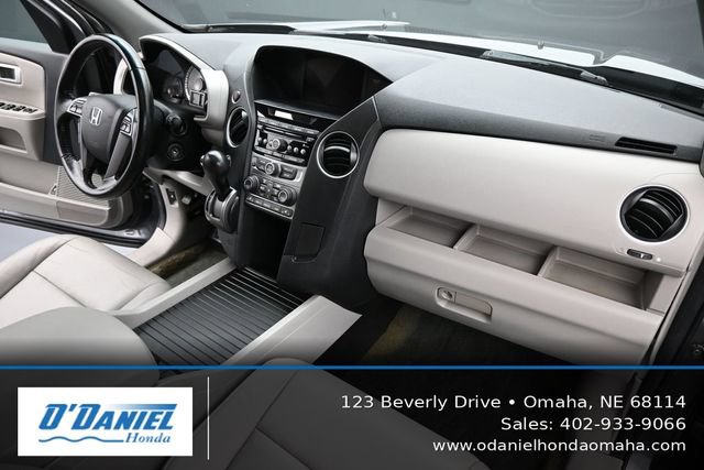 Used 2019 Lincoln MKC Reserve w/ MKC Climate Package AWD/4WD image 46
