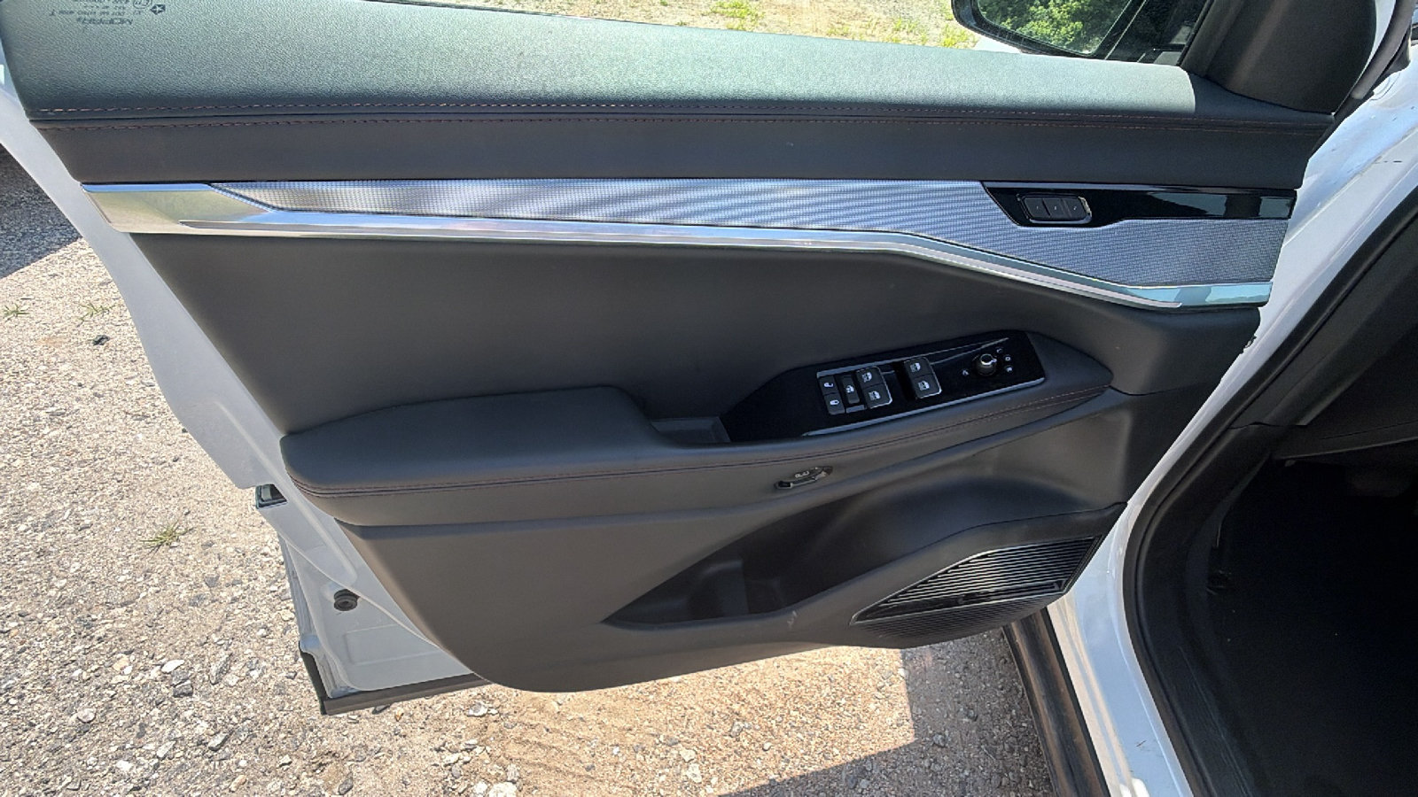 Used 2024 Jeep Wagoneer Launch Edition AWD/4WD image 15