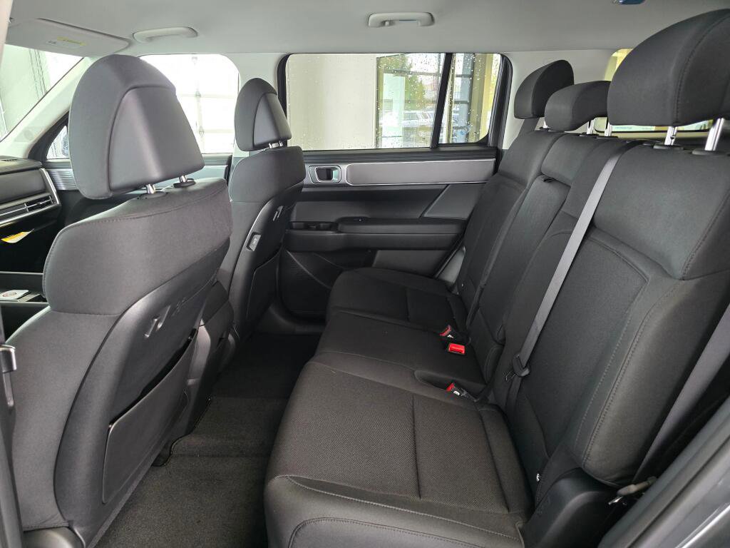 New 2026 Hyundai Santa Fe SE image 30