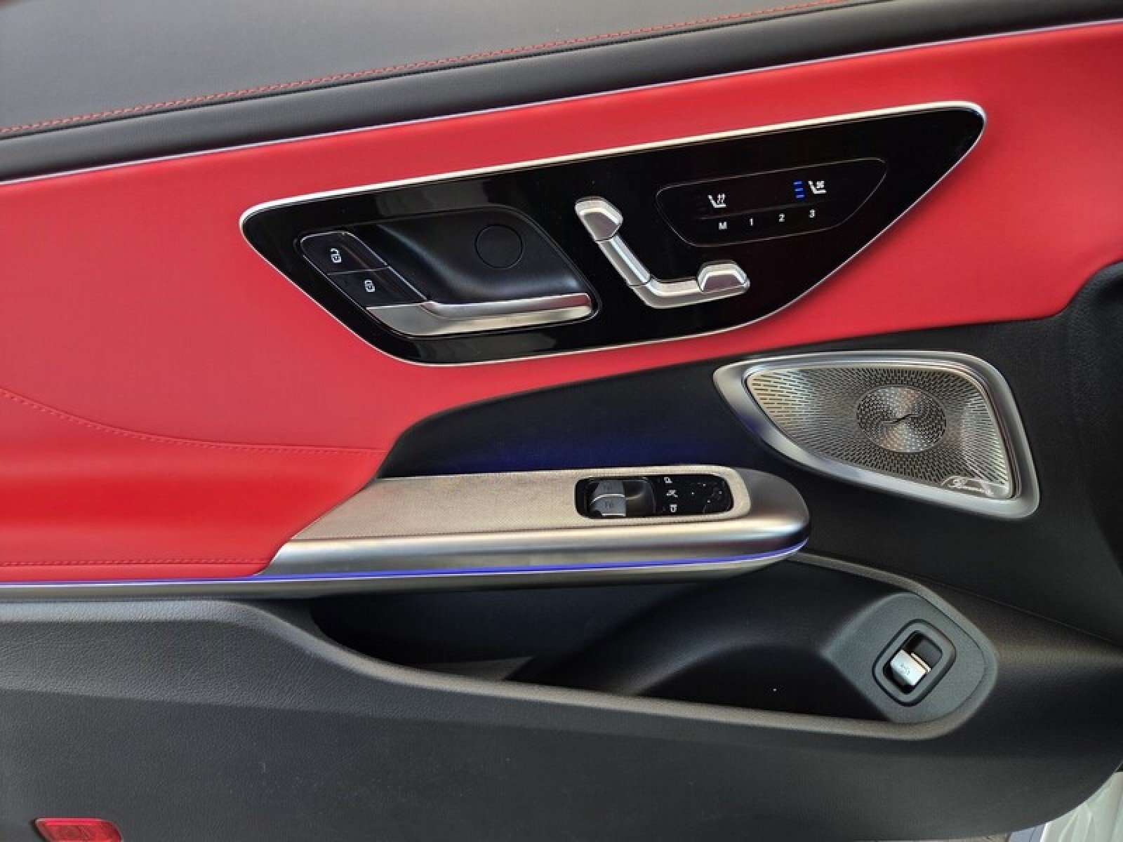New 2026 Mercedes-Benz CLE 53 AMG 4MATIC Coupe image 21