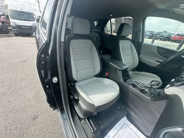 Used 2022 Chevrolet Equinox LT AWD/4WD image 25