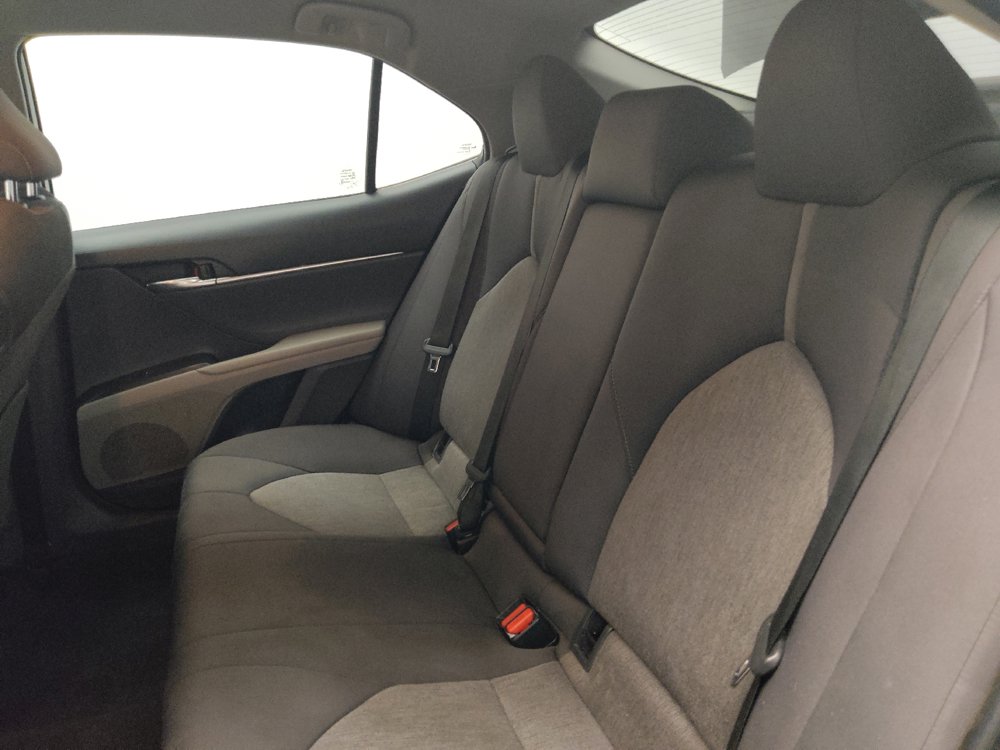 Used 2021 Toyota Camry LE FWD image 18