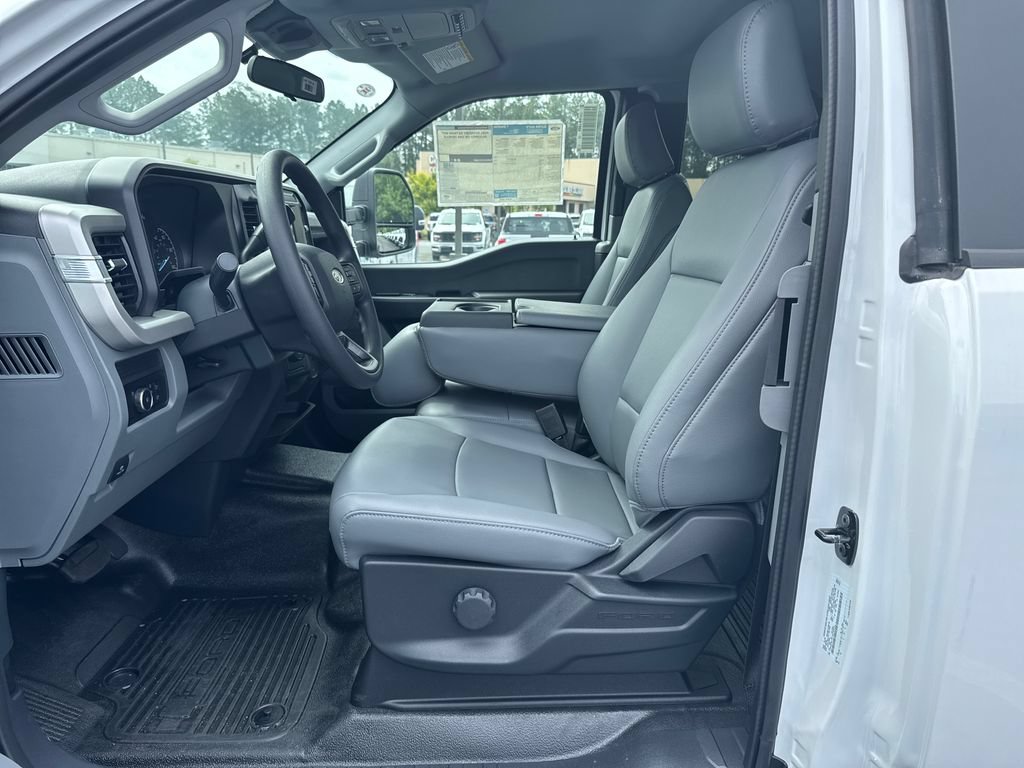 New 2026 Ford F550 2WD Supercab Super Duty image 10