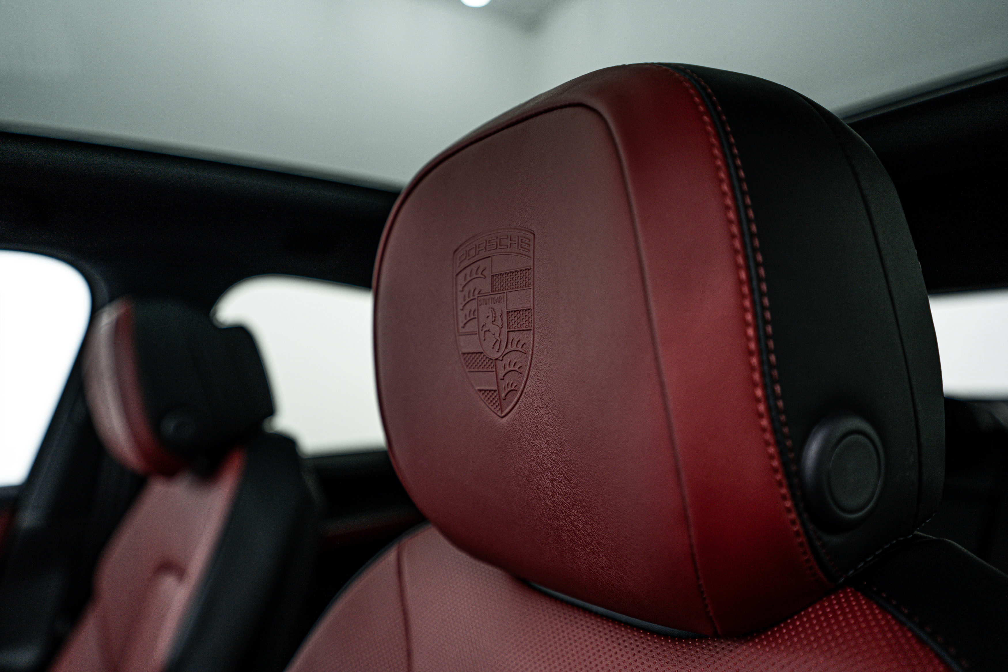 New 2026 Porsche Cayenne S image 18