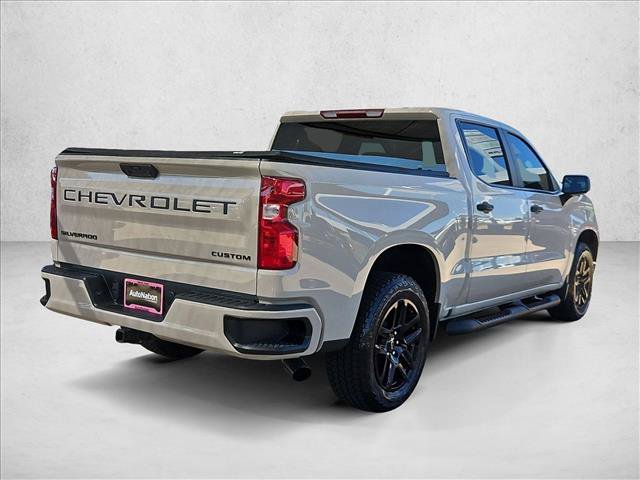 Used 2026 Chevrolet Silverado 1500 Custom w/ Turbomax Blackout Package RWD image 5