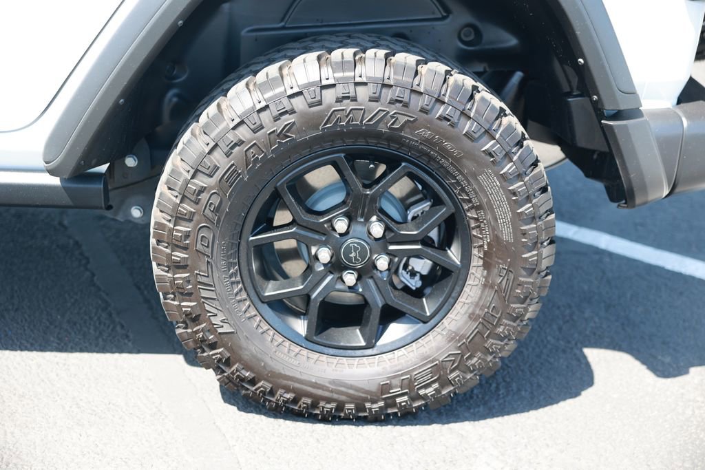Used 2024 Jeep Wrangler Willys AWD/4WD image 10