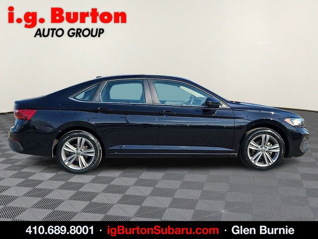 Used 2024 Volkswagen Jetta SE image 7