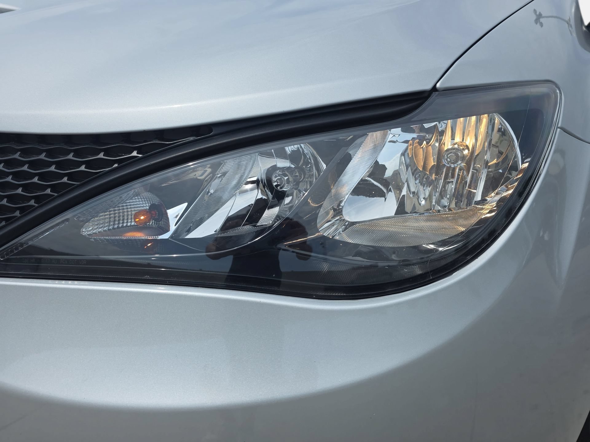 Used 2023 Chrysler Voyager LX FWD image 28