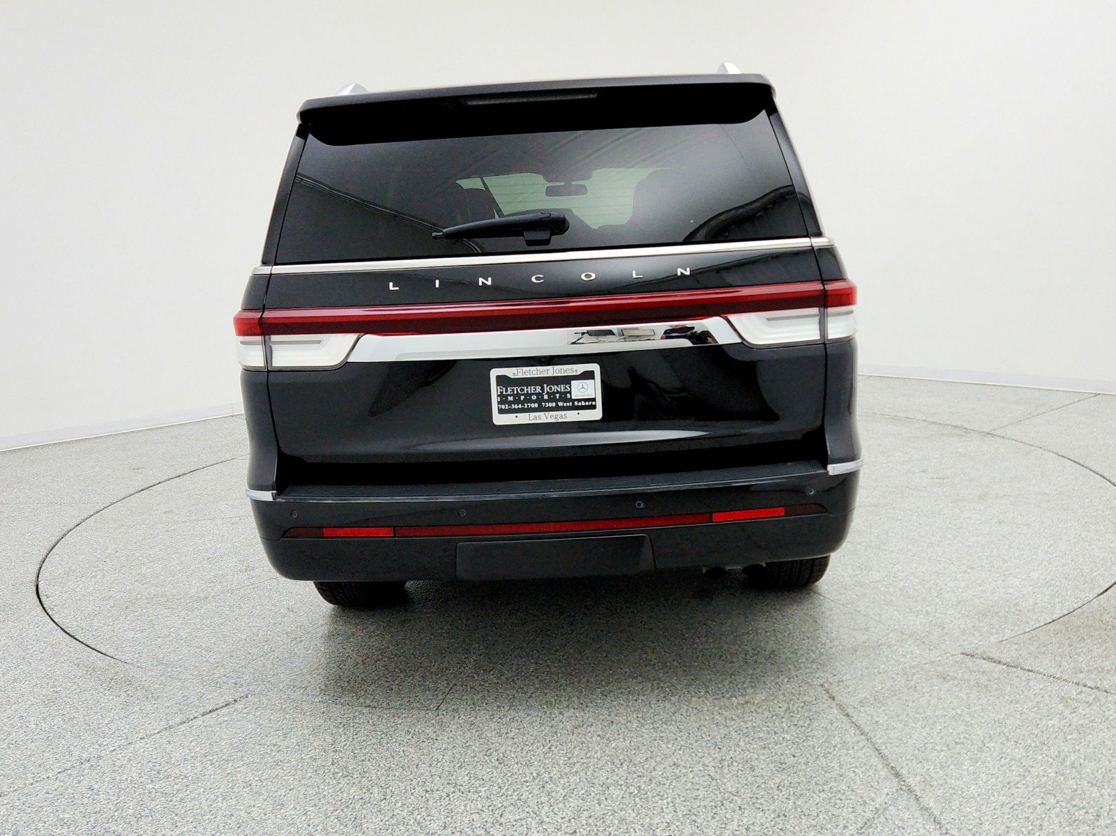 Used 2024 Lincoln Navigator Reserve image 6