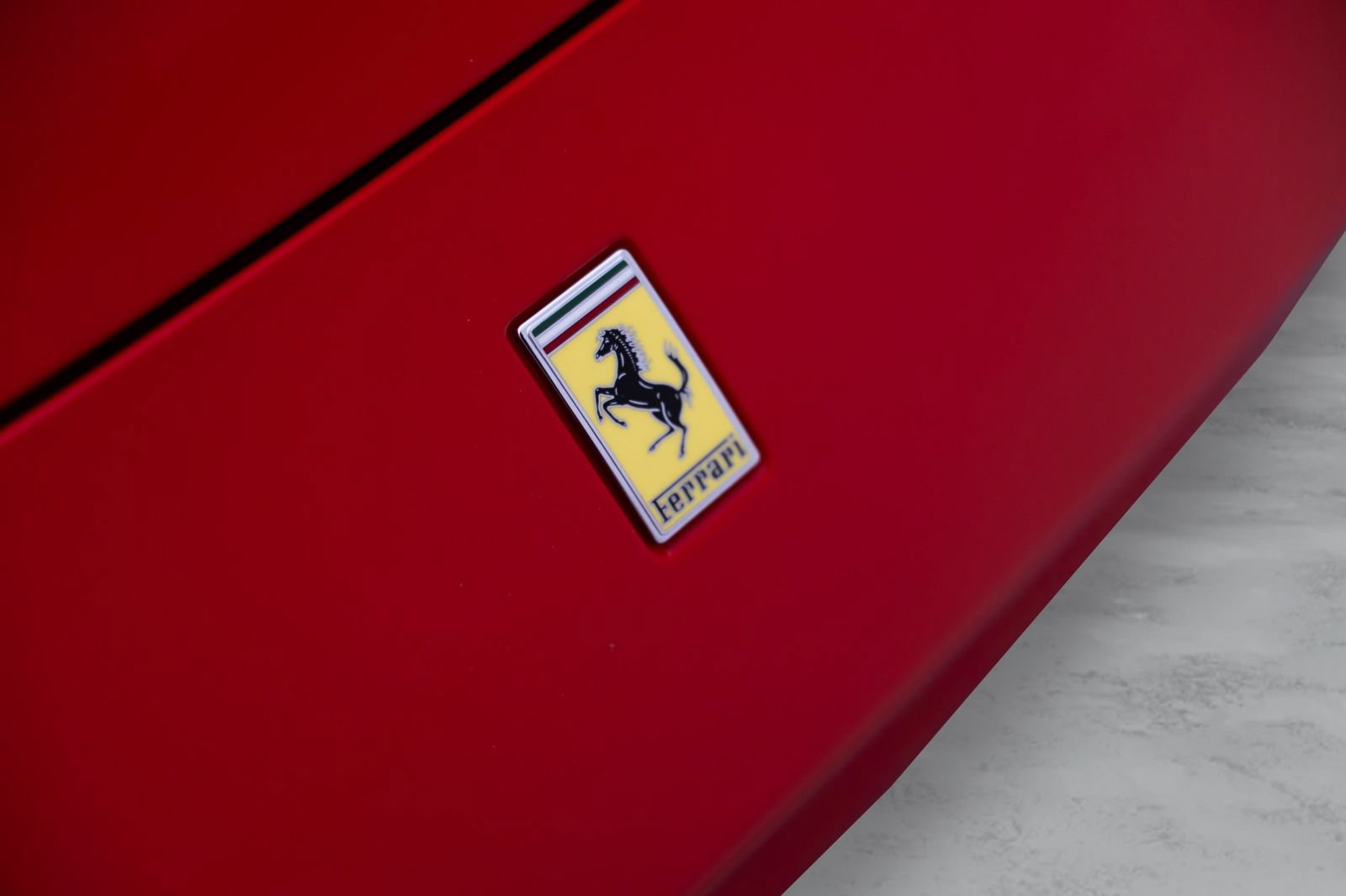 Used 2021 Ferrari F8 Tributo RWD image 22