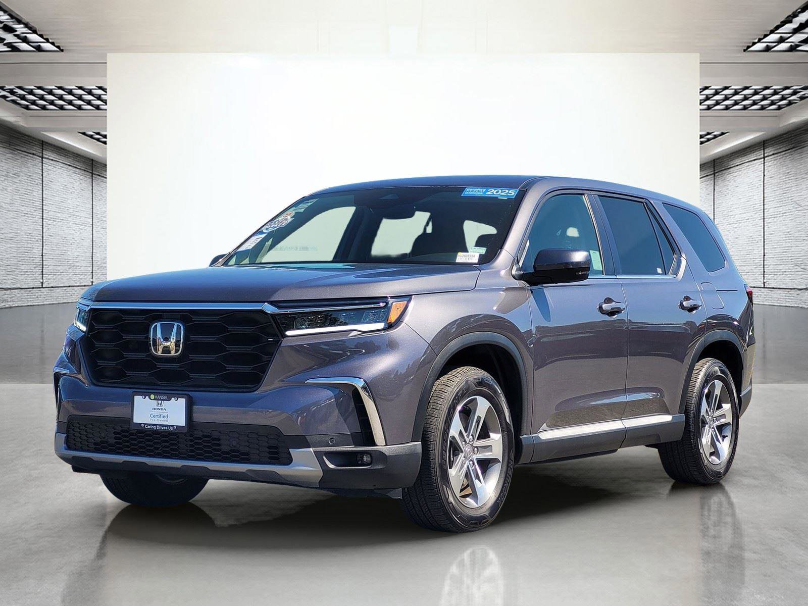 Used 2025 Honda Pilot EX-L image 11