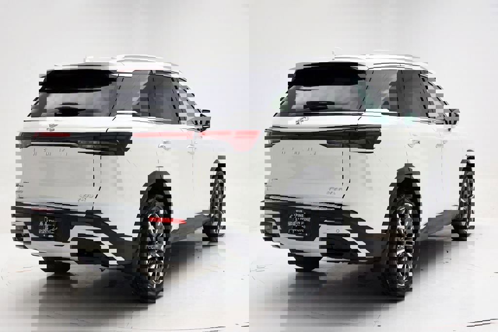 Used 2023 INFINITI QX60 Luxe w/ Performance Audio Package image 8