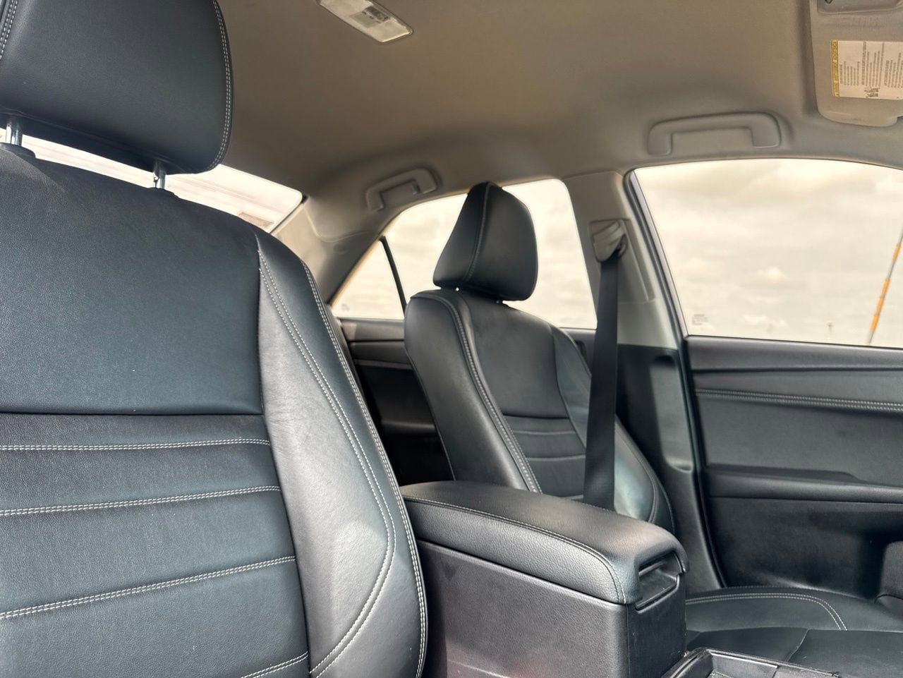 Used 2017 Toyota Camry XLE FWD image 27