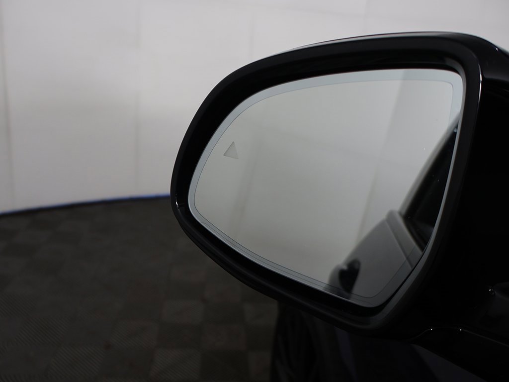 Used 2021 BMW X5 M50i w/ Premium Package image 38