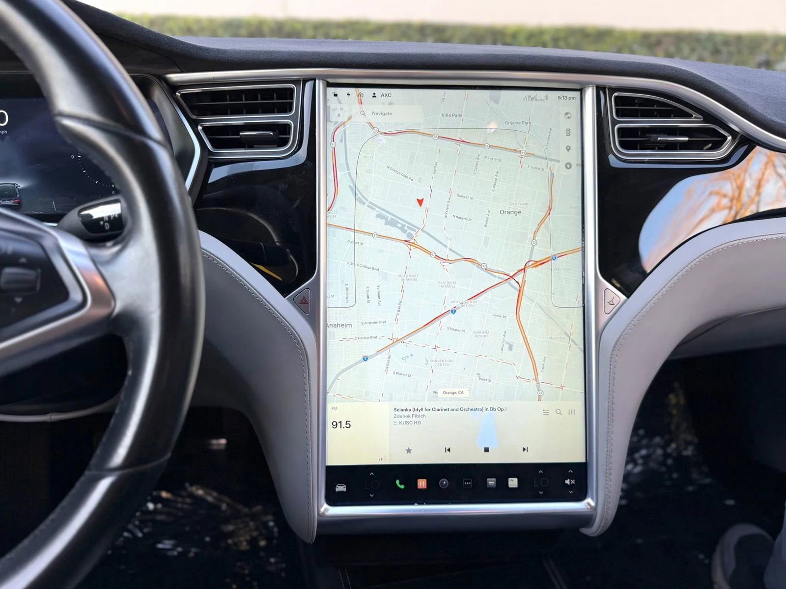 Used 2015 Tesla Model S 85 image 18