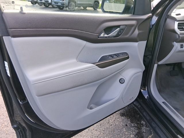 Used 2023 GMC Acadia SLT image 9