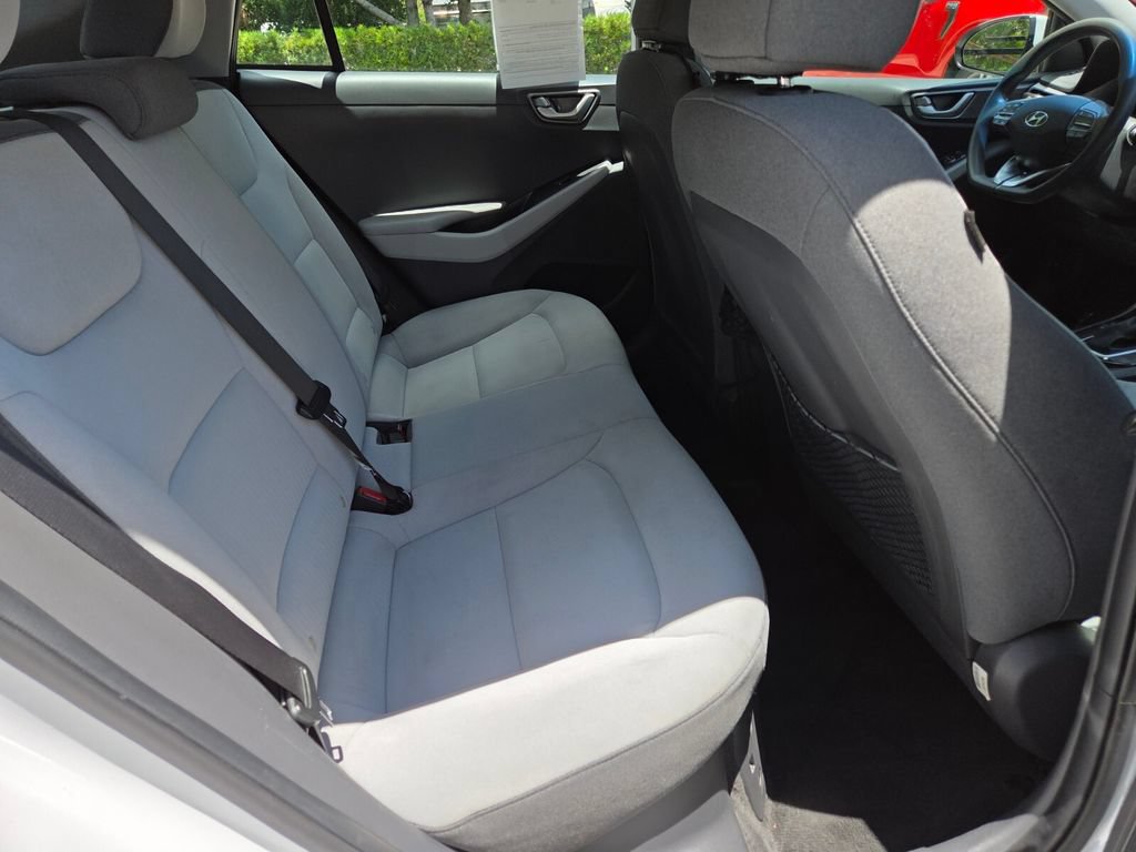 Used 2021 Hyundai Ioniq Blue FWD image 18
