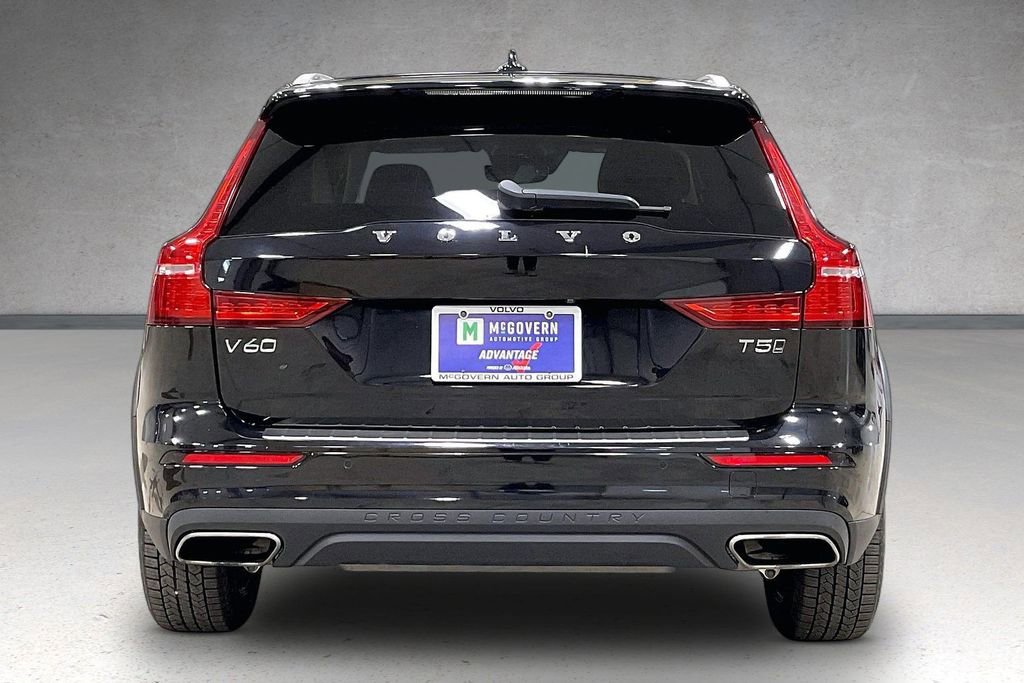 Used 2020 Volvo V60 T5 Cross Country w/ Protection Package Premier AWD/4WD image 5