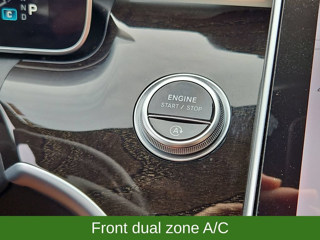 Used 2022 Mercedes-Benz C 300 4MATIC Sedan image 19