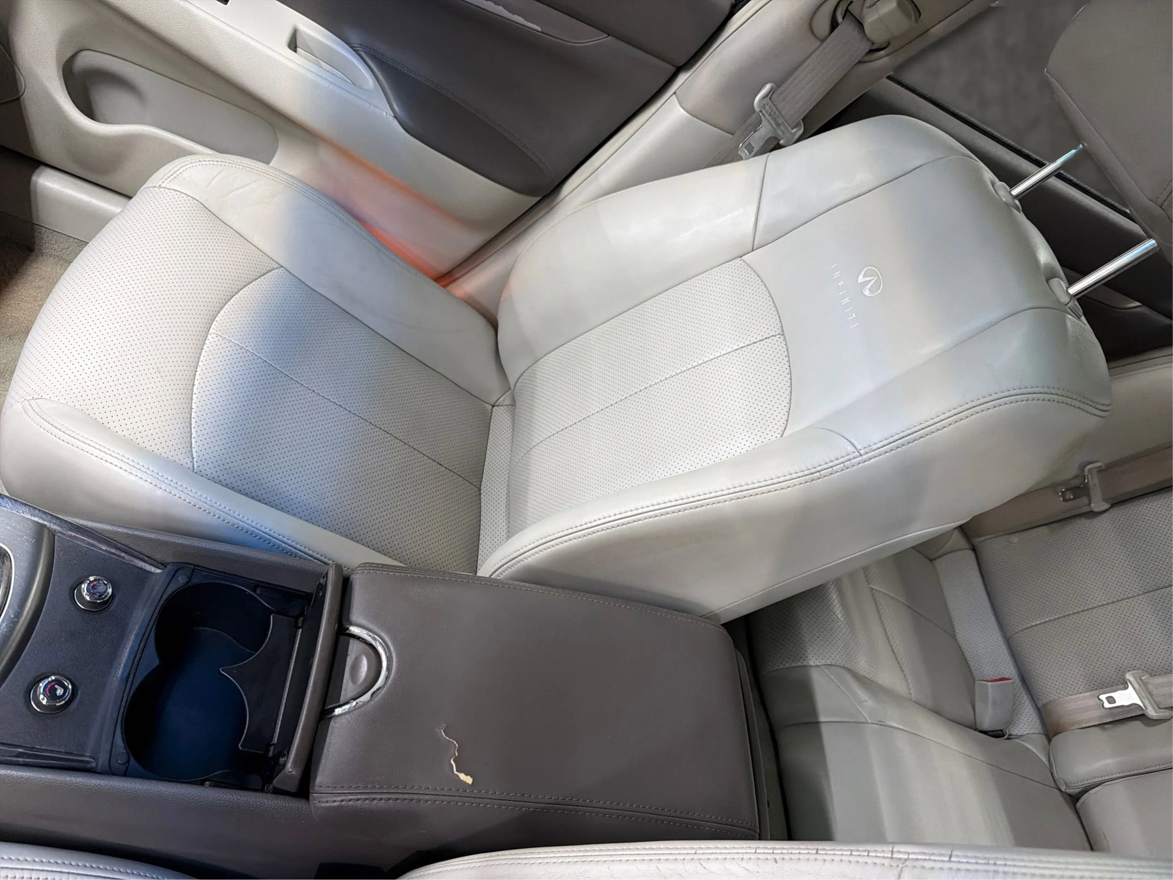 Used 2010 INFINITI G37 Journey w/ Premium Pkg image 33