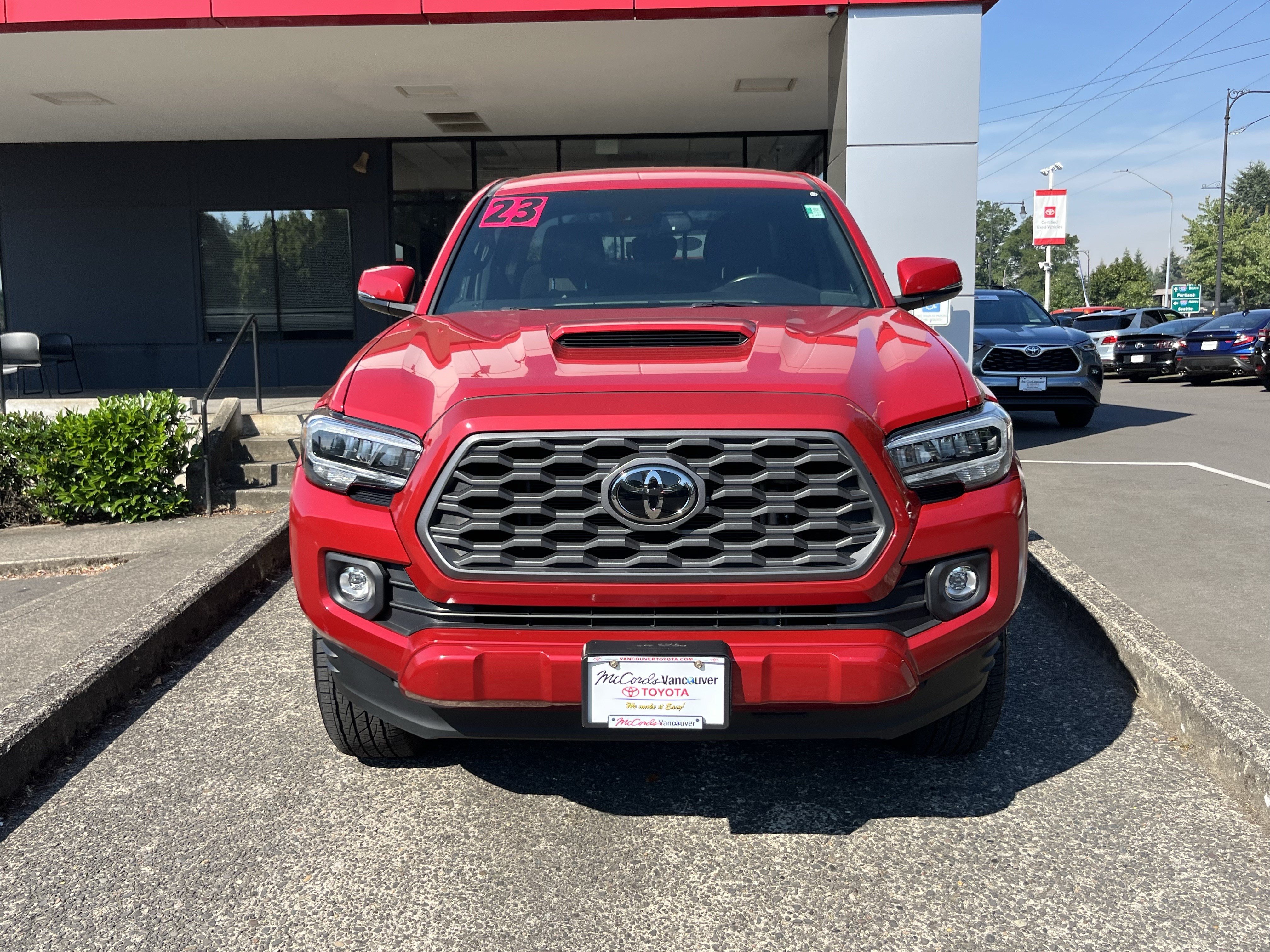 Certified 2023 Toyota Tacoma TRD Sport AWD/4WD image 3
