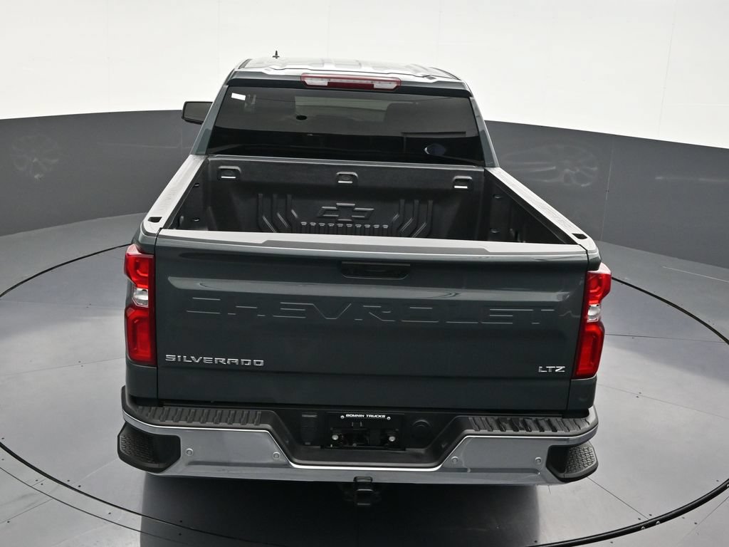 Used 2025 Chevrolet Silverado 1500 LTZ RWD image 17