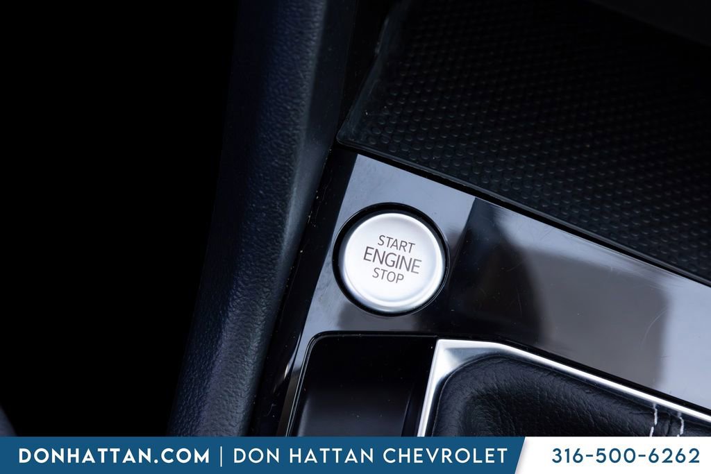 Used 2024 Volkswagen Taos S w/ MDO Package FWD image 9