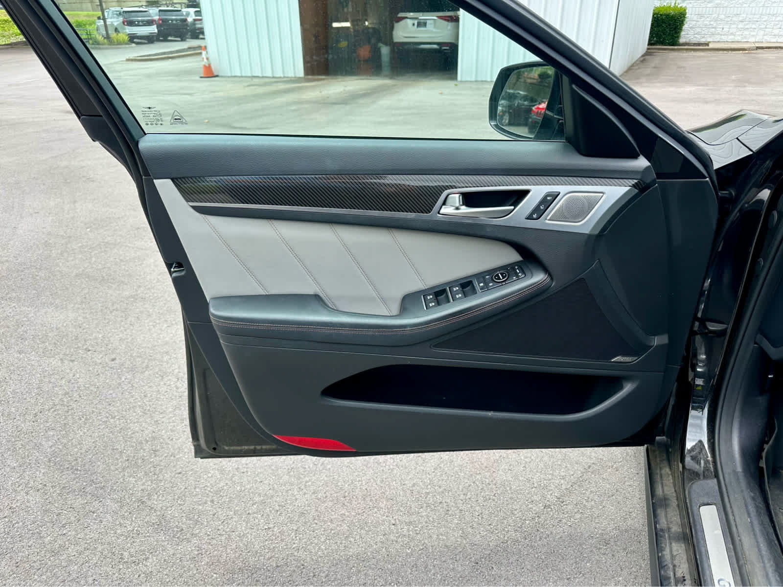 Used 2019 Genesis G80 3.3T Sport RWD image 10