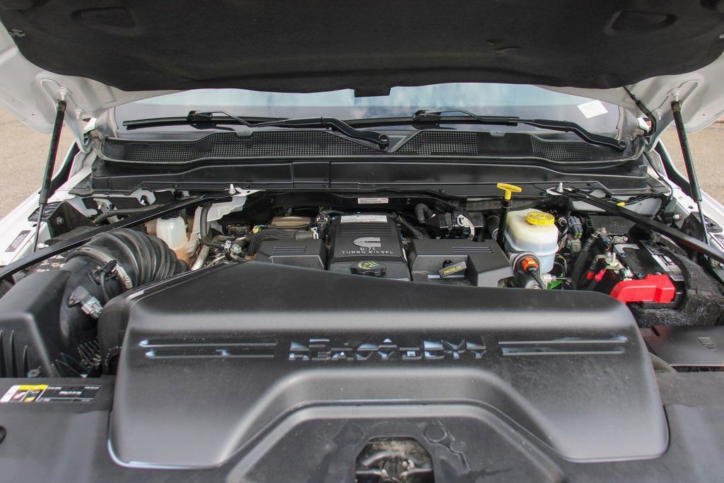 Used 2021 RAM 3500 Tradesman w/ Chrome Appearance Group image 12