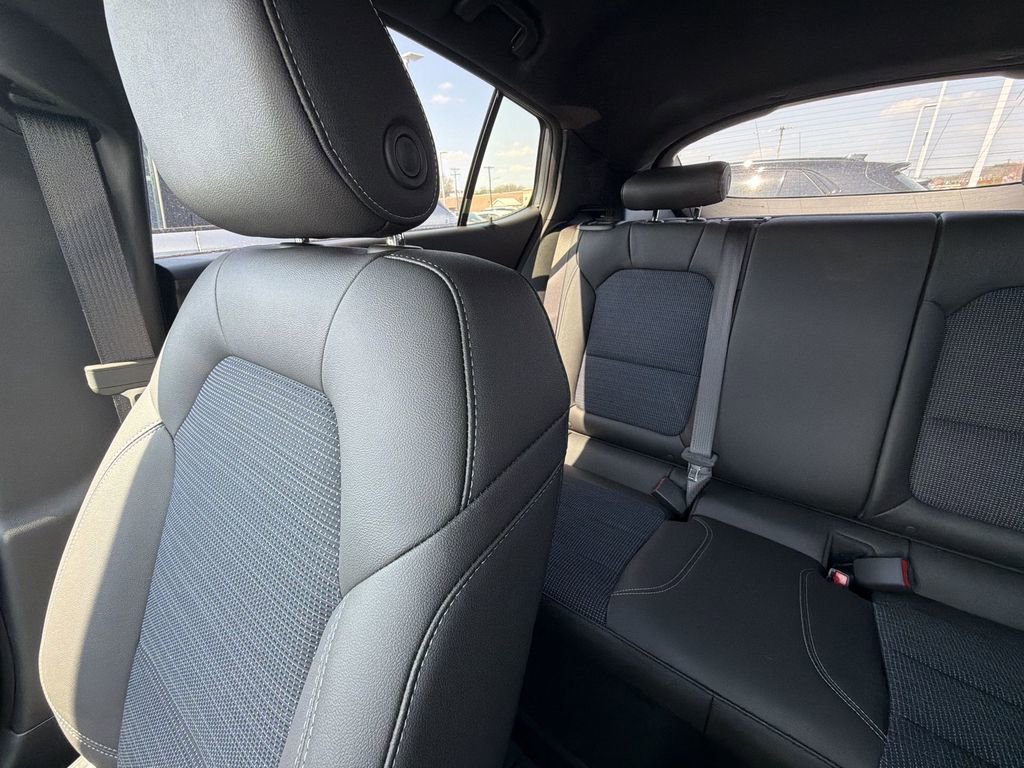 New 2026 Buick Envista Preferred image 12