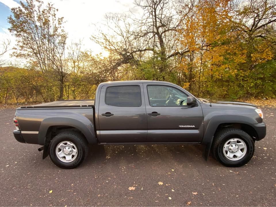 Used 2015 Toyota Tacoma 4x4 Double Cab image 7
