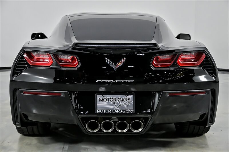 Used 2019 Chevrolet Corvette Stingray Coupe w/ 1LT RWD image 11