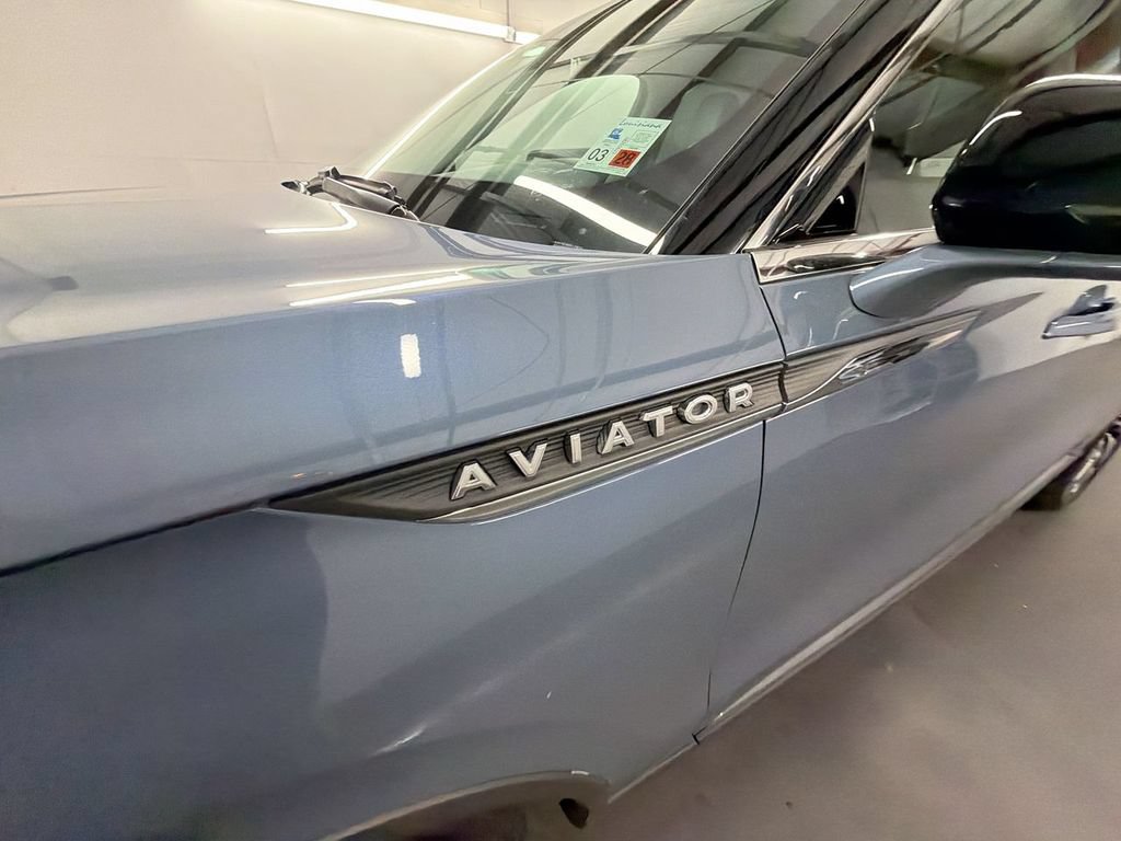 Used 2026 Lincoln Aviator 2WD image 31