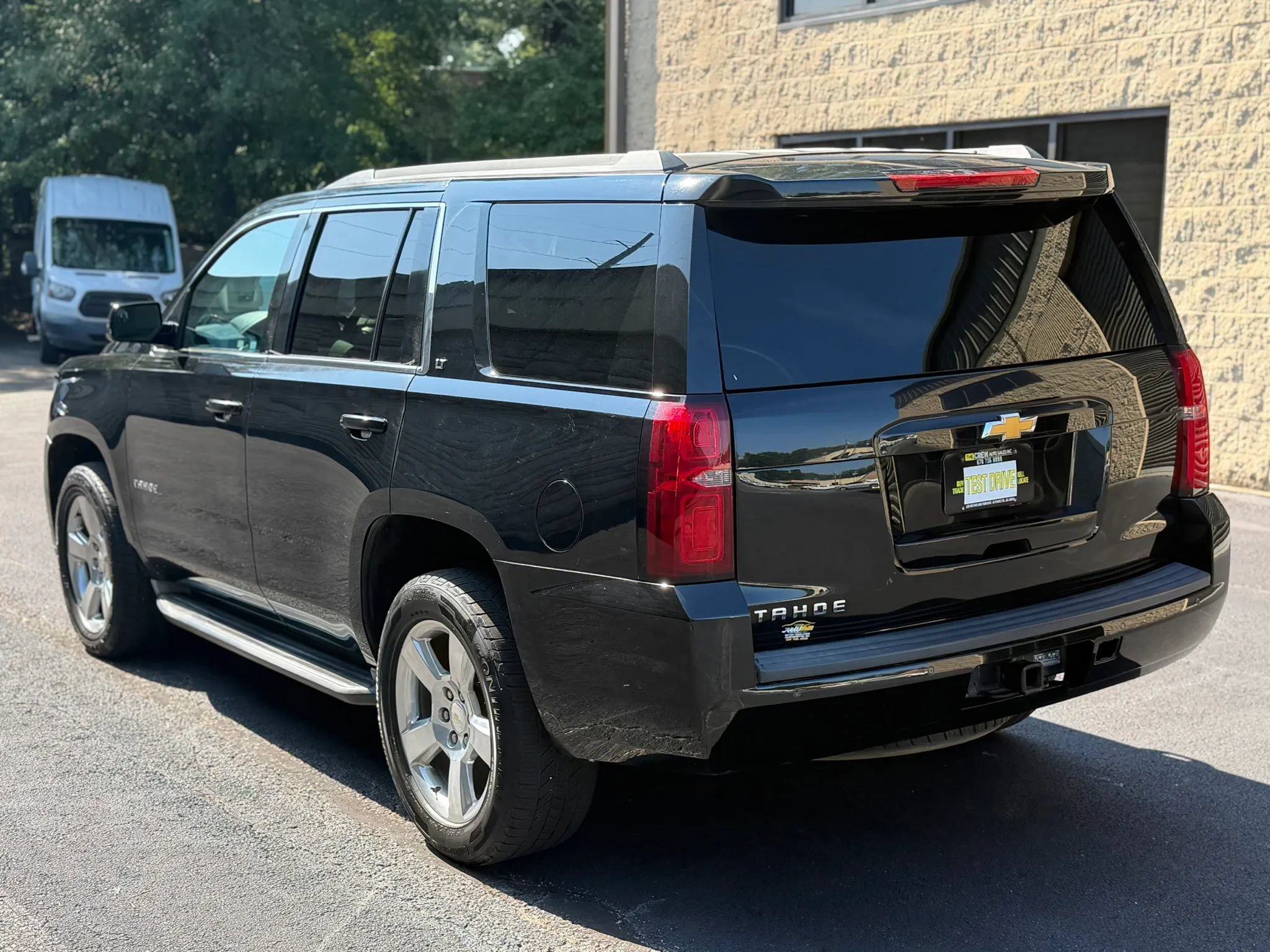 Used 2015 Chevrolet Tahoe LT RWD image 9