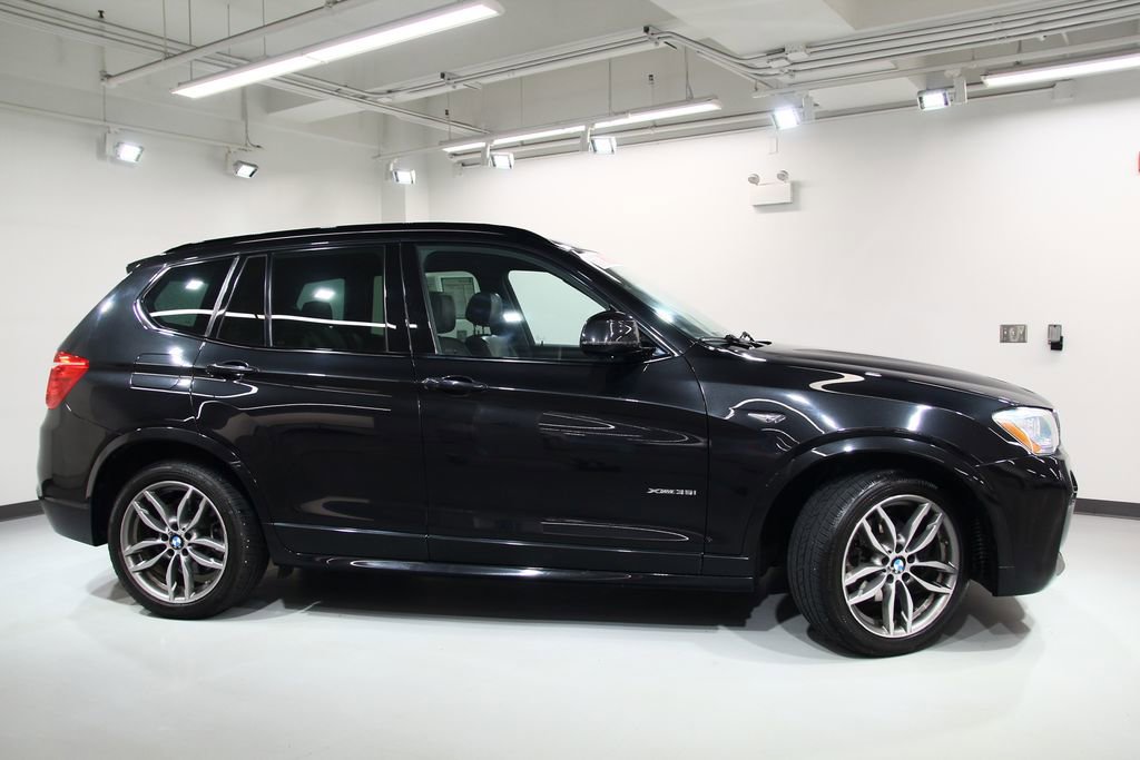 Used 2017 BMW X3 xDrive35i image 9