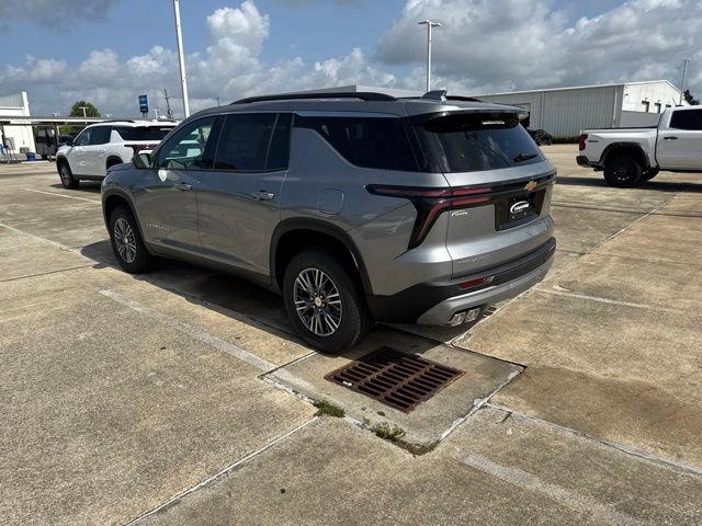 New 2026 Chevrolet Traverse LT w/ Driver Confidence Package FWD image 6