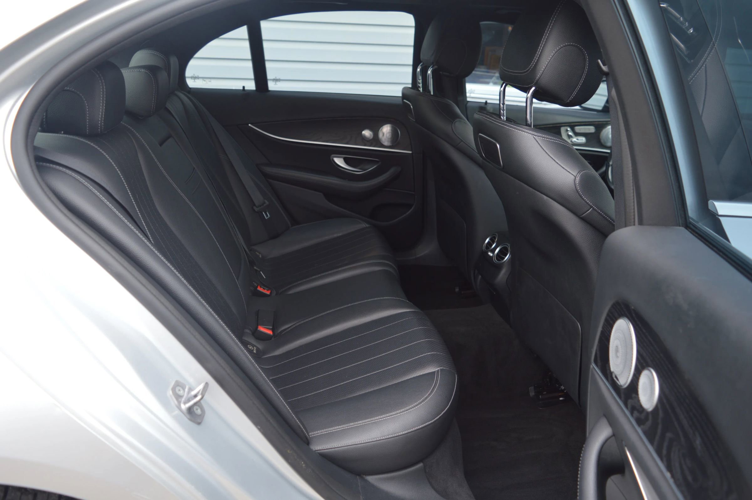 Used 2018 Mercedes-Benz E 300 4MATIC image 19