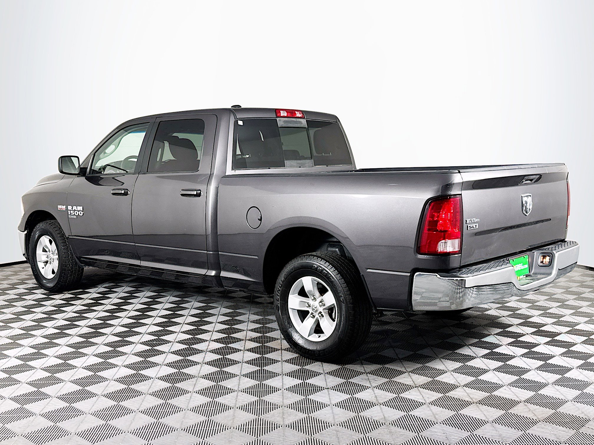 Used 2020 RAM 1500 Classic SLT image 6
