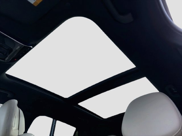 Certified 2026 Mercedes-Benz GLC 300 4MATIC image 18
