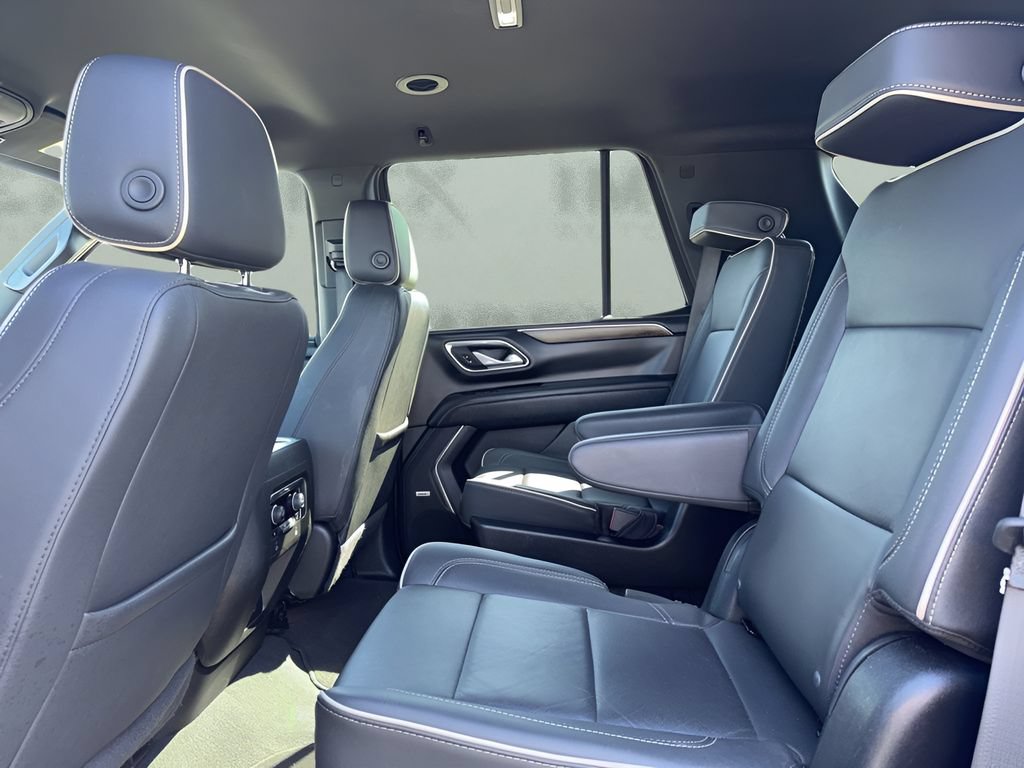 Used 2024 Chevrolet Tahoe Premier RWD image 12