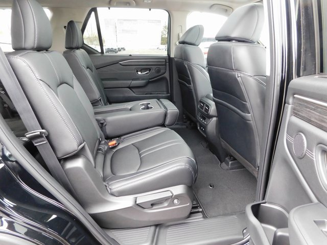 New 2026 Honda Pilot Touring image 22