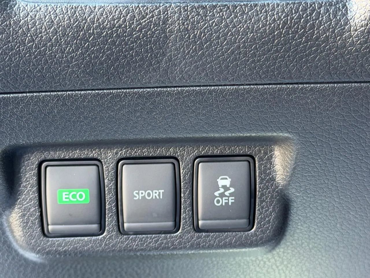 Used 2018 Nissan Sentra S FWD image 13