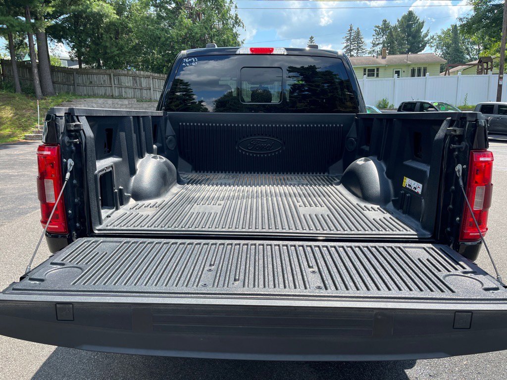 Used 2022 Ford F150 XLT w/ Equipment Group 302A High image 8