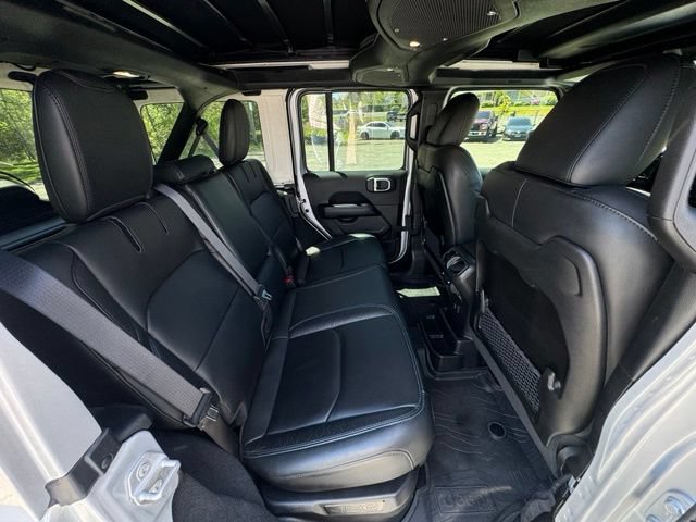 Used 2024 Jeep Wrangler High Altitude AWD/4WD image 14