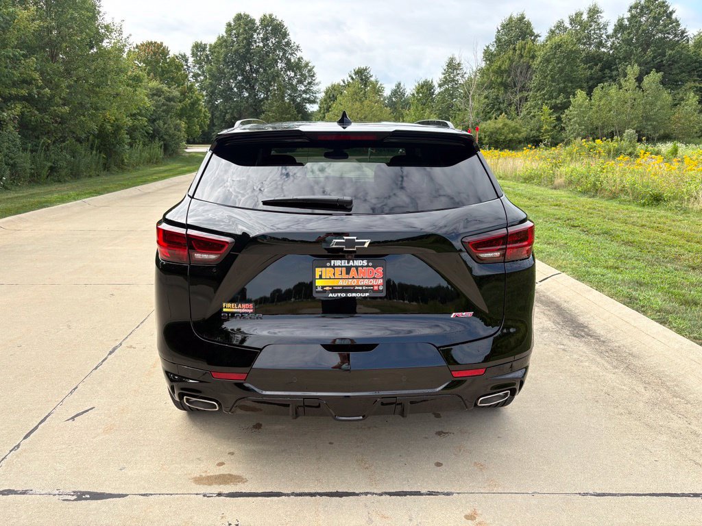 New 2026 Chevrolet Blazer RS w/ LPO, Floor Liner Package FWD image 8