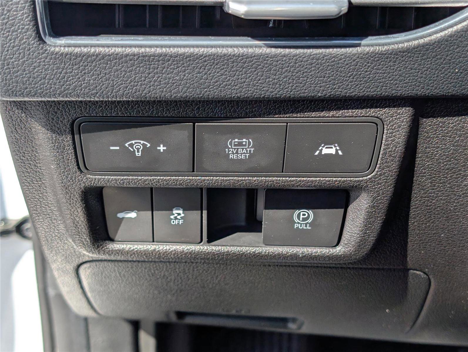 Used 2021 Hyundai Sonata Limited image 22